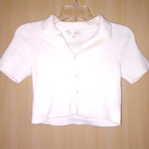 Juniors cream colored bottom top.